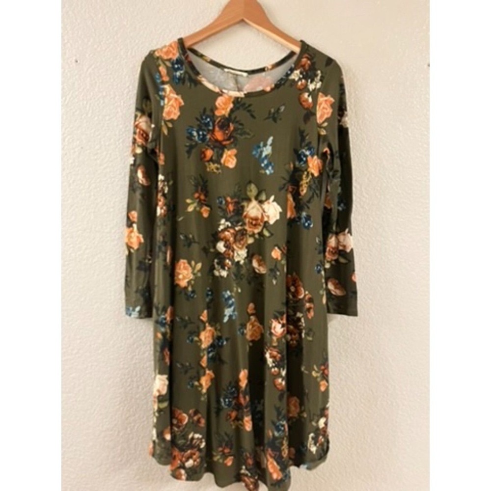 Reb & J. Boutique Forest Green Floral Midi Swing Dress EUC Small